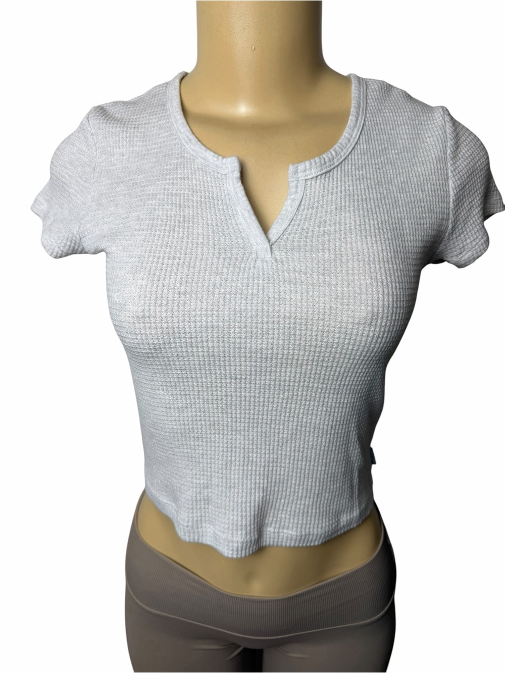 Aritzia TNA cropped waffle top xs gray